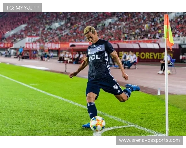 《挑战足球星球猜球星大赛，揭秘全球足坛传奇人物》