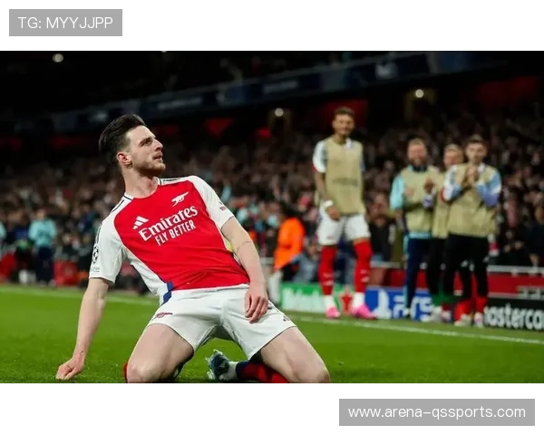 足球巨星儿子因父亲退役落泪 感人瞬间触动无数球迷心弦